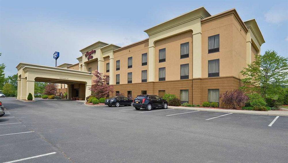 Hampton Inn Cortland Exterior foto