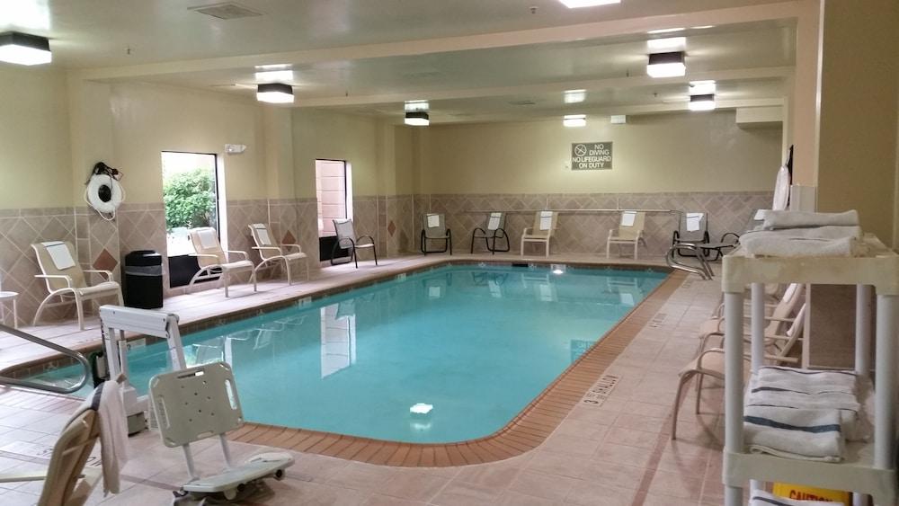 Hampton Inn Cortland Exterior foto
