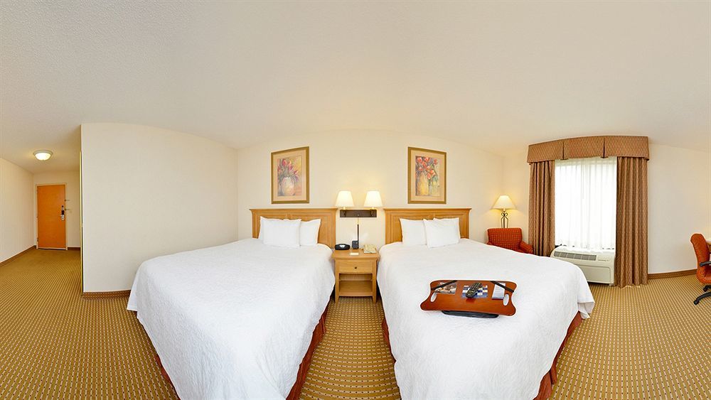 Hampton Inn Cortland Exterior foto